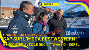 nos jeunes reporters vont à la rencontre de Romain Attanasio et Maxime Sorel, duo engagé sur l’IMOCA Best Western. Ils nous partagent les secrets de leur préparation et les défis de la Transat Café L’Or 2025.