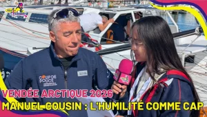 Manuel Cousin, skipper de l’IMOCA Coup de Pouce, répond aux questions d’une jeune reporter de Media Pitchounes avant le départ de la Vendée Arctique 2026.
